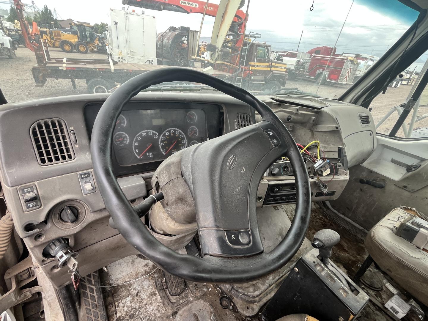 imagenes/INVOICE/2016/12277/CAMION_CON_EQUIPO_VACTOR_2110_32.JPG