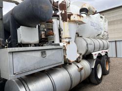CAMION STERLING CON EQUIPO VACTOR 2110