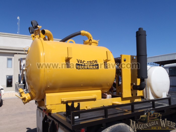 CAMION VACTOR