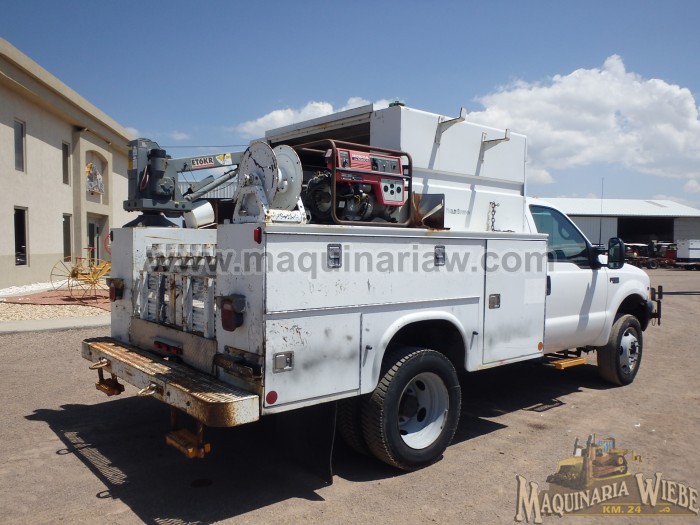 CAMION DE SERVICIO