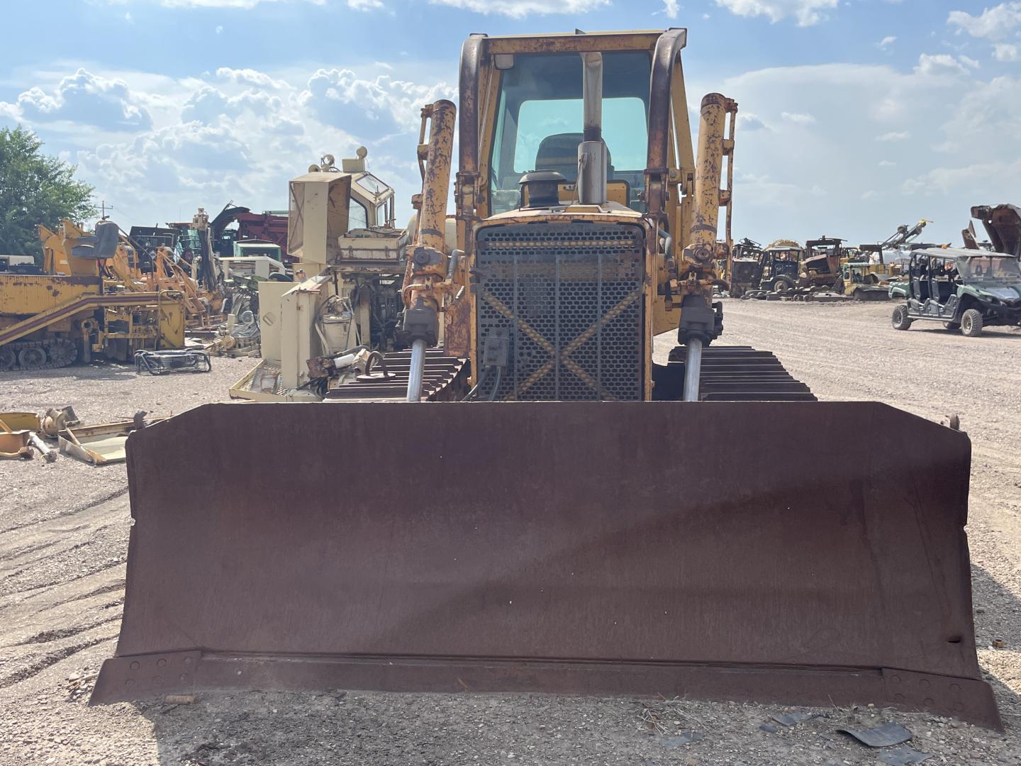 imagenes/INVOICE/2018/13076/TOPADOR_FRONTALJOHN_DEERE_750B_18.JPG