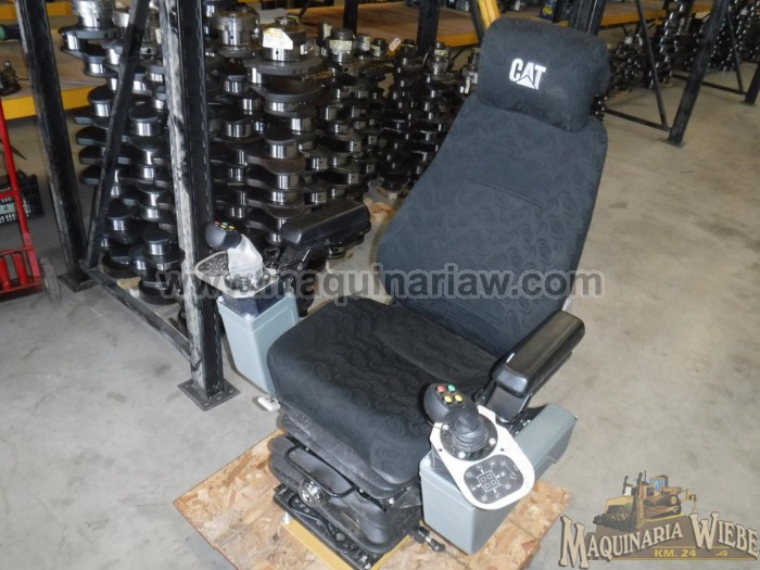 ASIENTO CON CONTROLES 