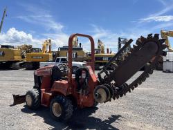 DITCH WITCH RT40