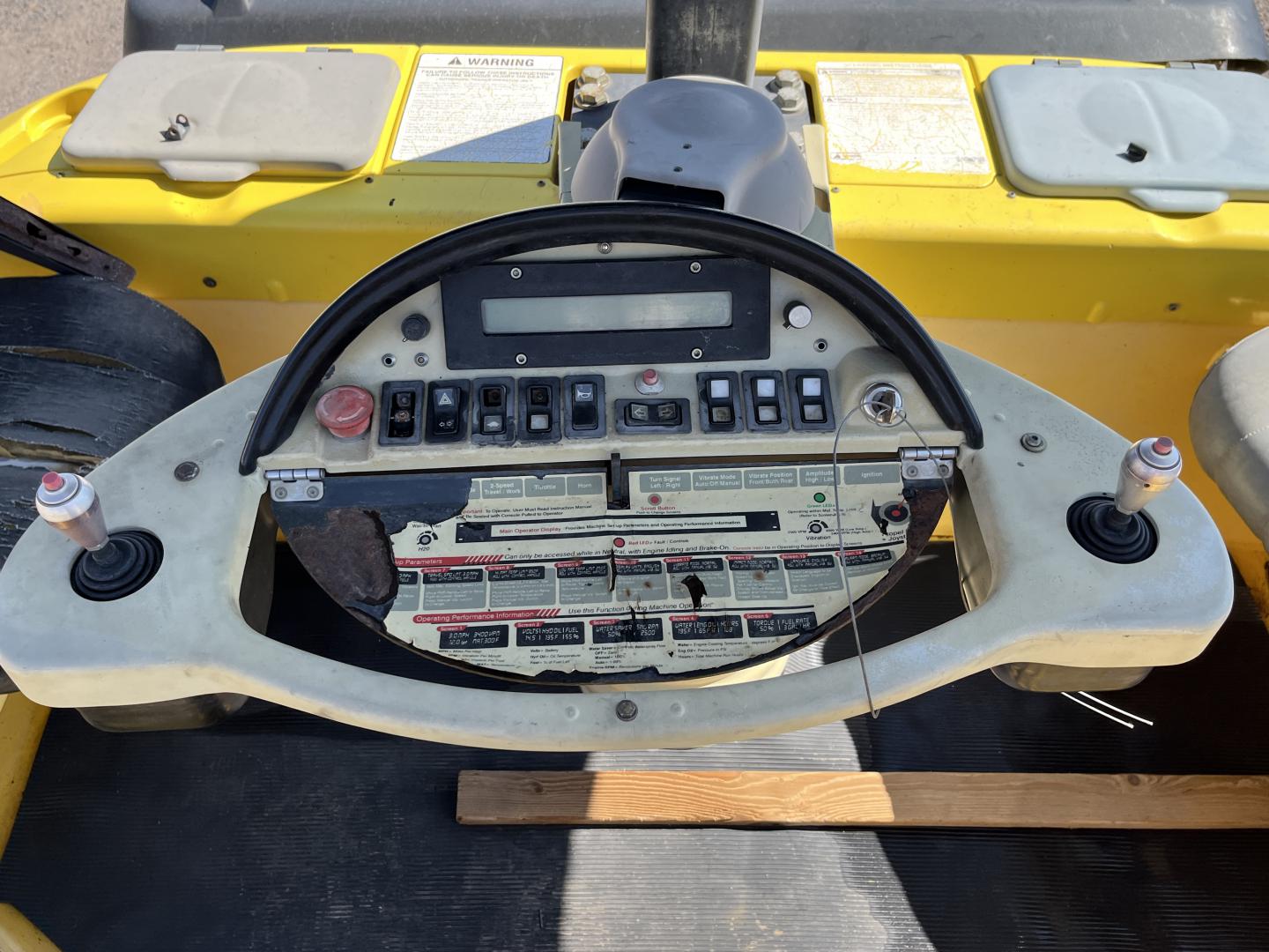 imagenes/INVOICE/2019/14450/Compactador_Hypac_C784_31.JPG