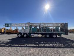 PERFORADORA DE POZOS INGERSOLL-RAND TH60 