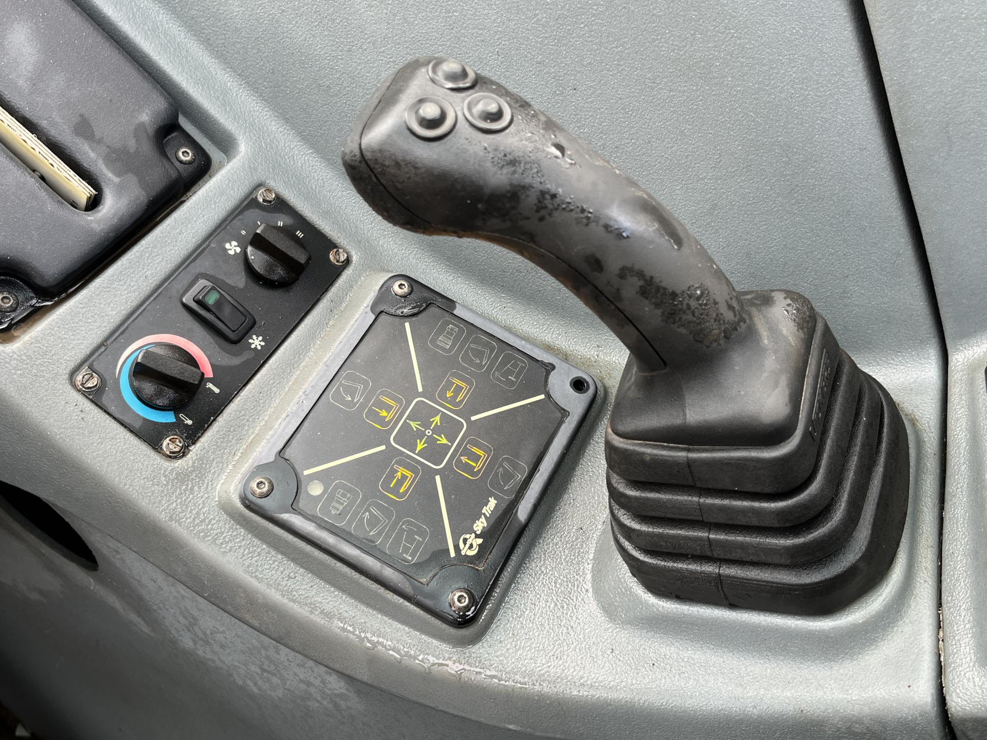 imagenes/INVOICE/2019/14824/Montacargas__telesopico_Skytrak_MMV_30.JPG