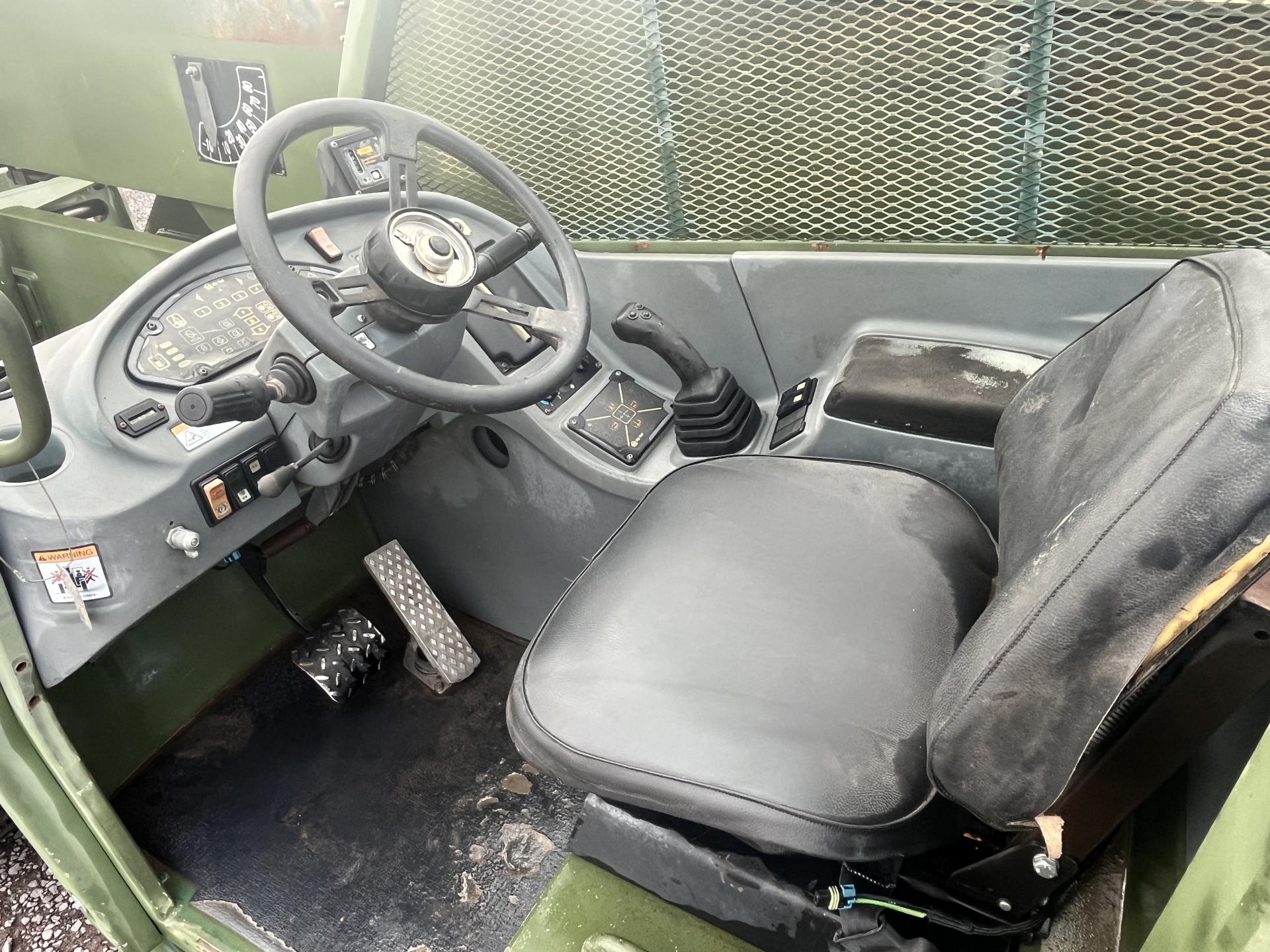 imagenes/INVOICE/2019/14824/Montacargas__telesopico_Skytrak_MMV_34.JPG
