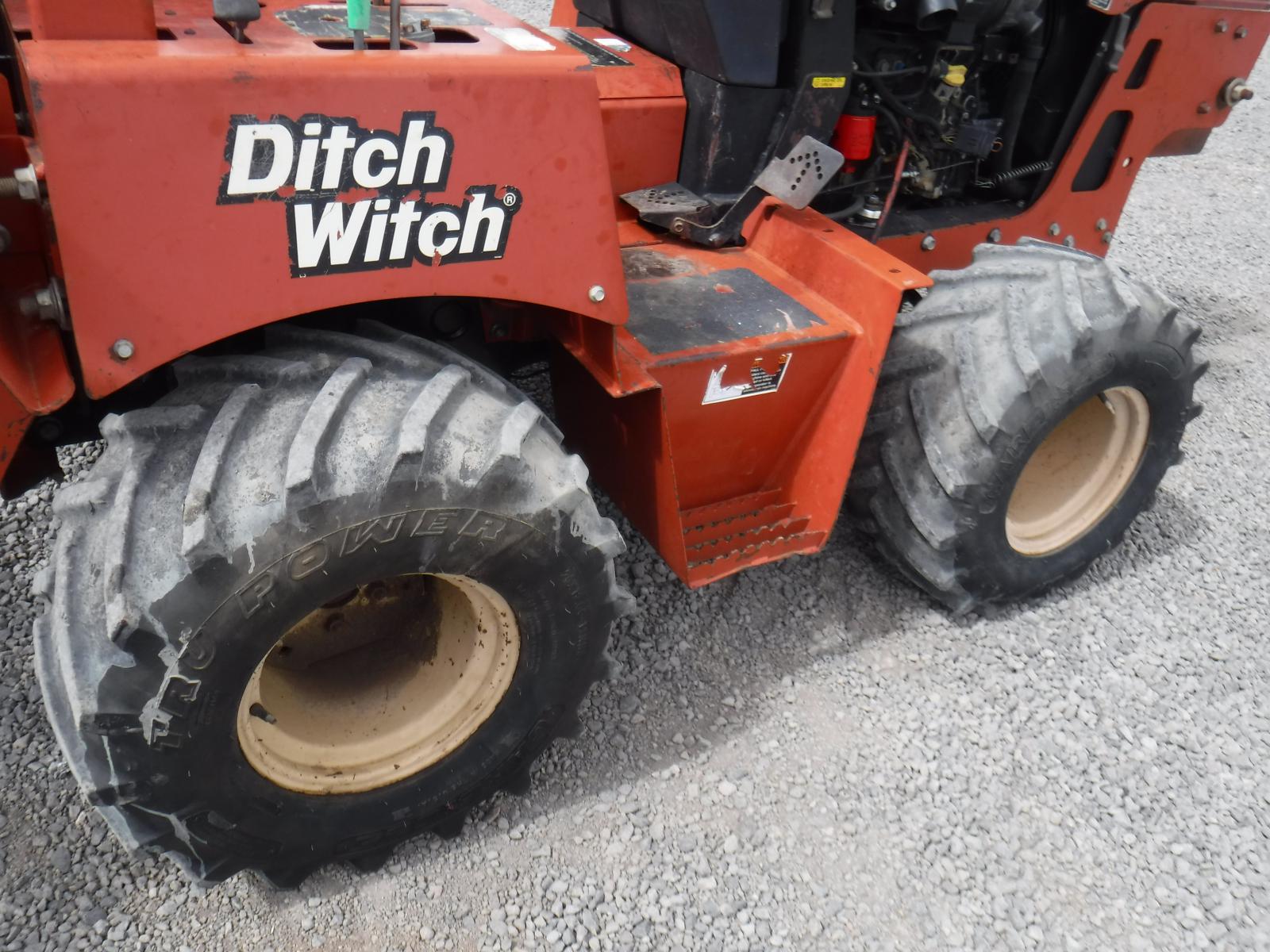 ZANJADORA DITCH WITCH RT40