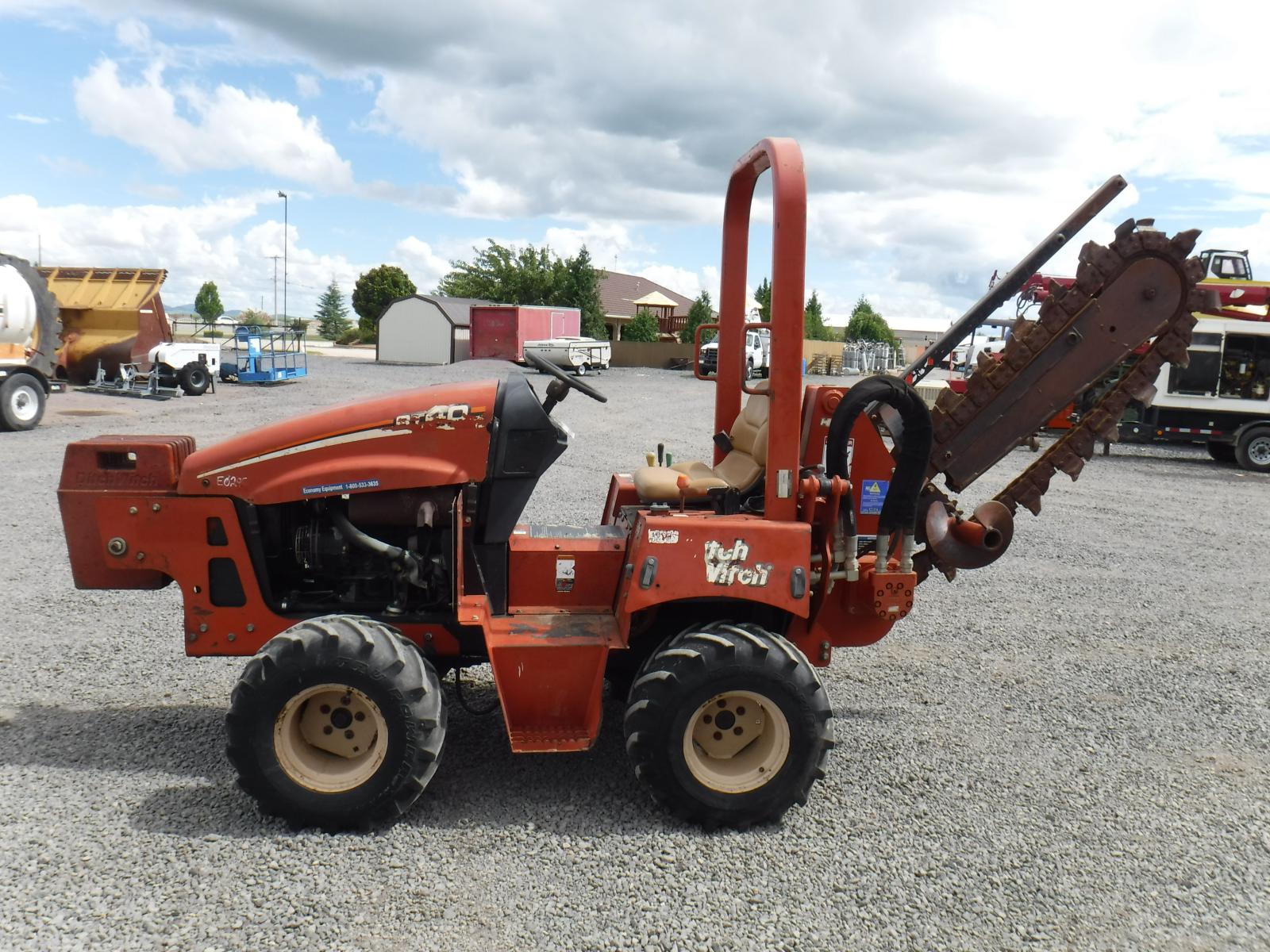 ZANJADORA DITCH WITCH RT40