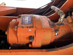 PERFORADORA (TAMROCK UNDERGROUND ROOF BOLTER)