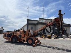 PERFORADORA (TAMROCK UNDERGROUND ROOF BOLTER)