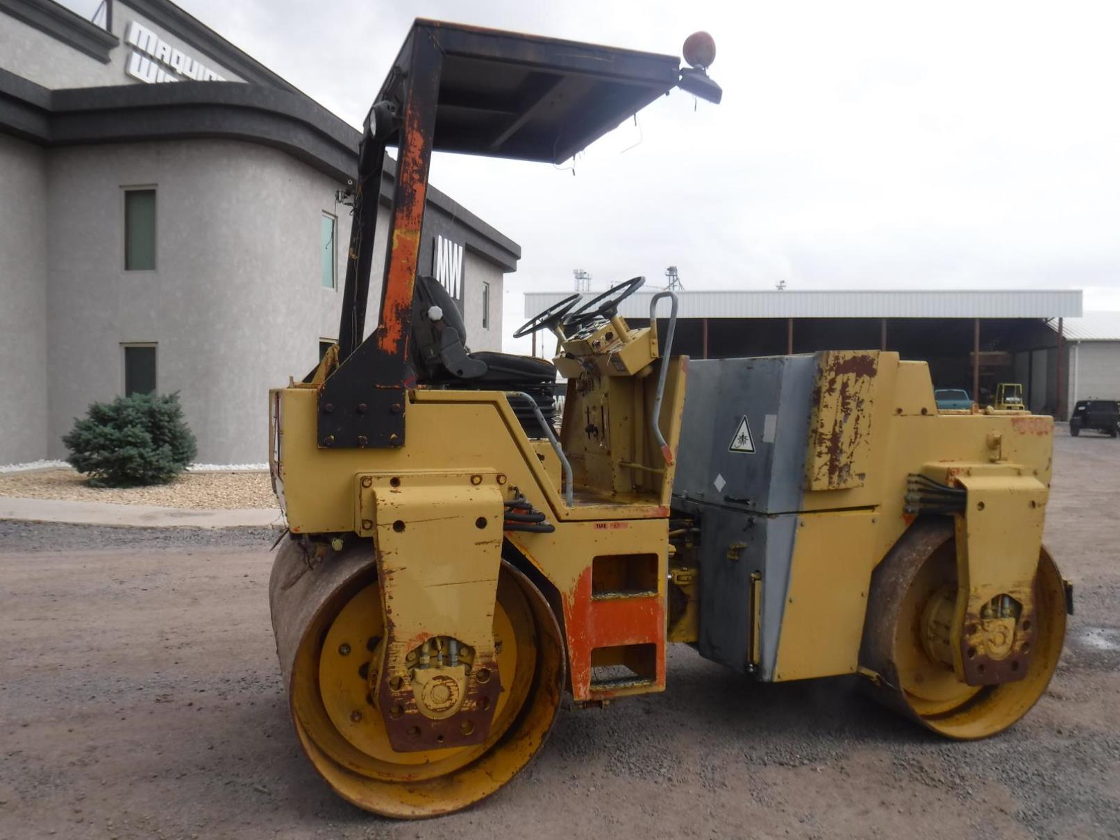 COMPACTADOR BOMAG  DW151AD