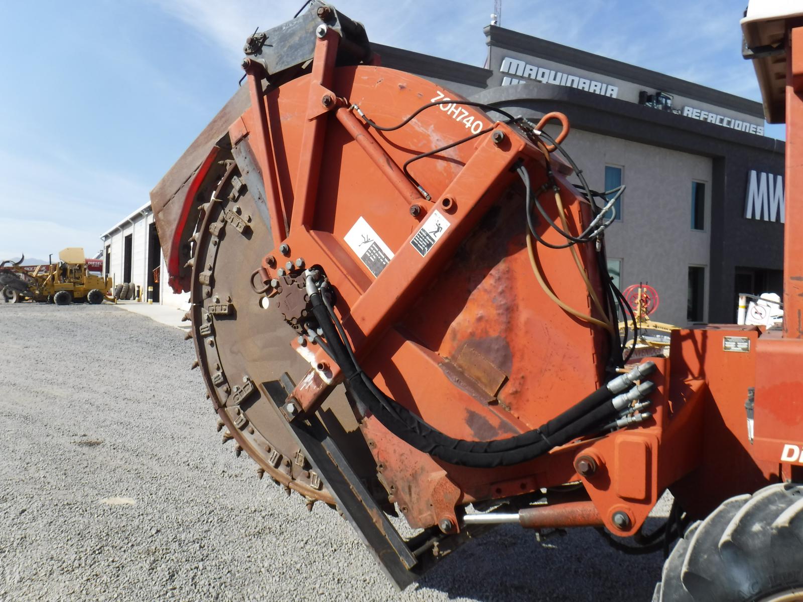 DITCH WITCH  8020T