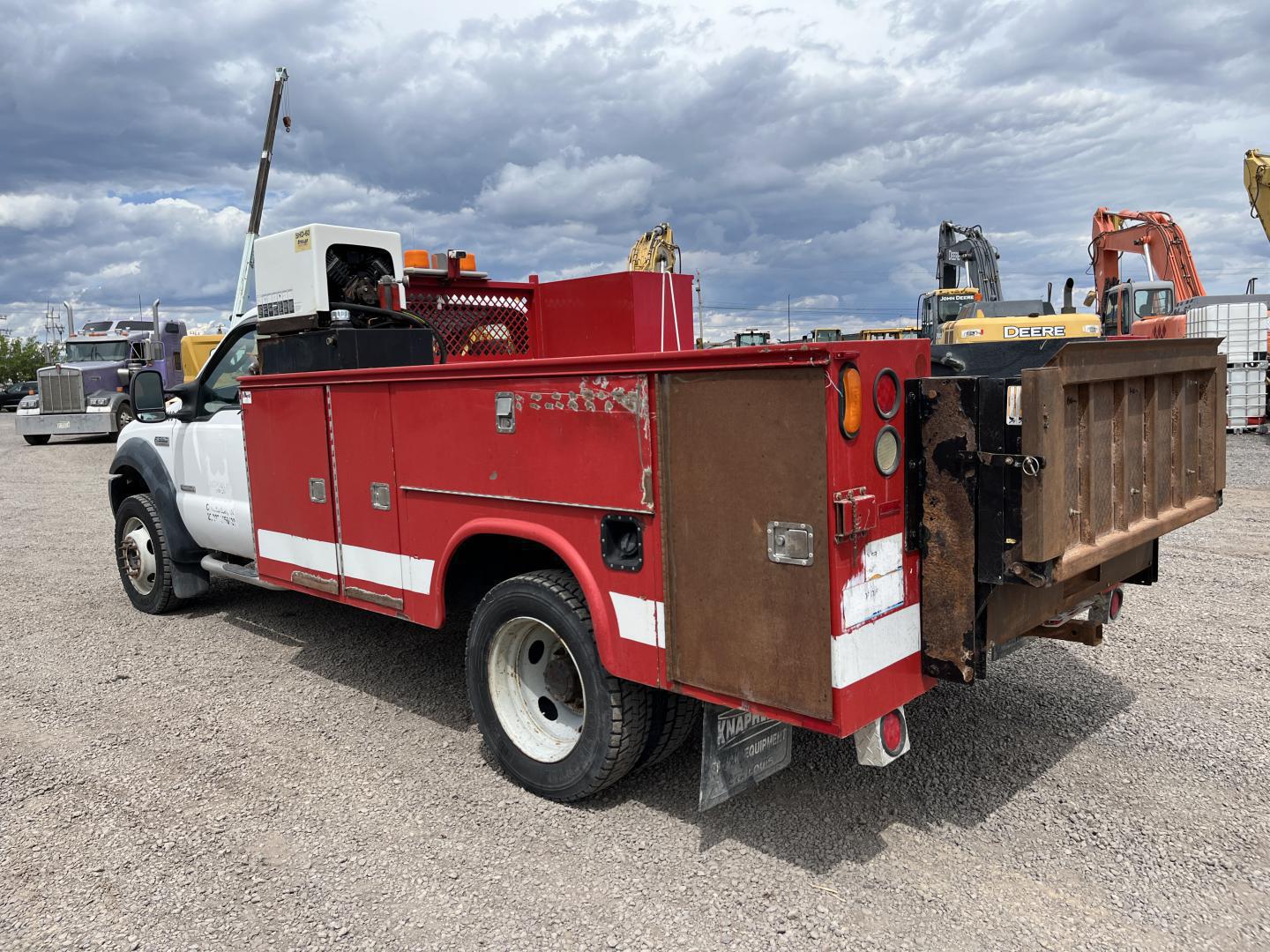 imagenes/INVOICE/2019/15763/CAMIONETA_DE_SERVICIO_FORD_F550_11.JPG