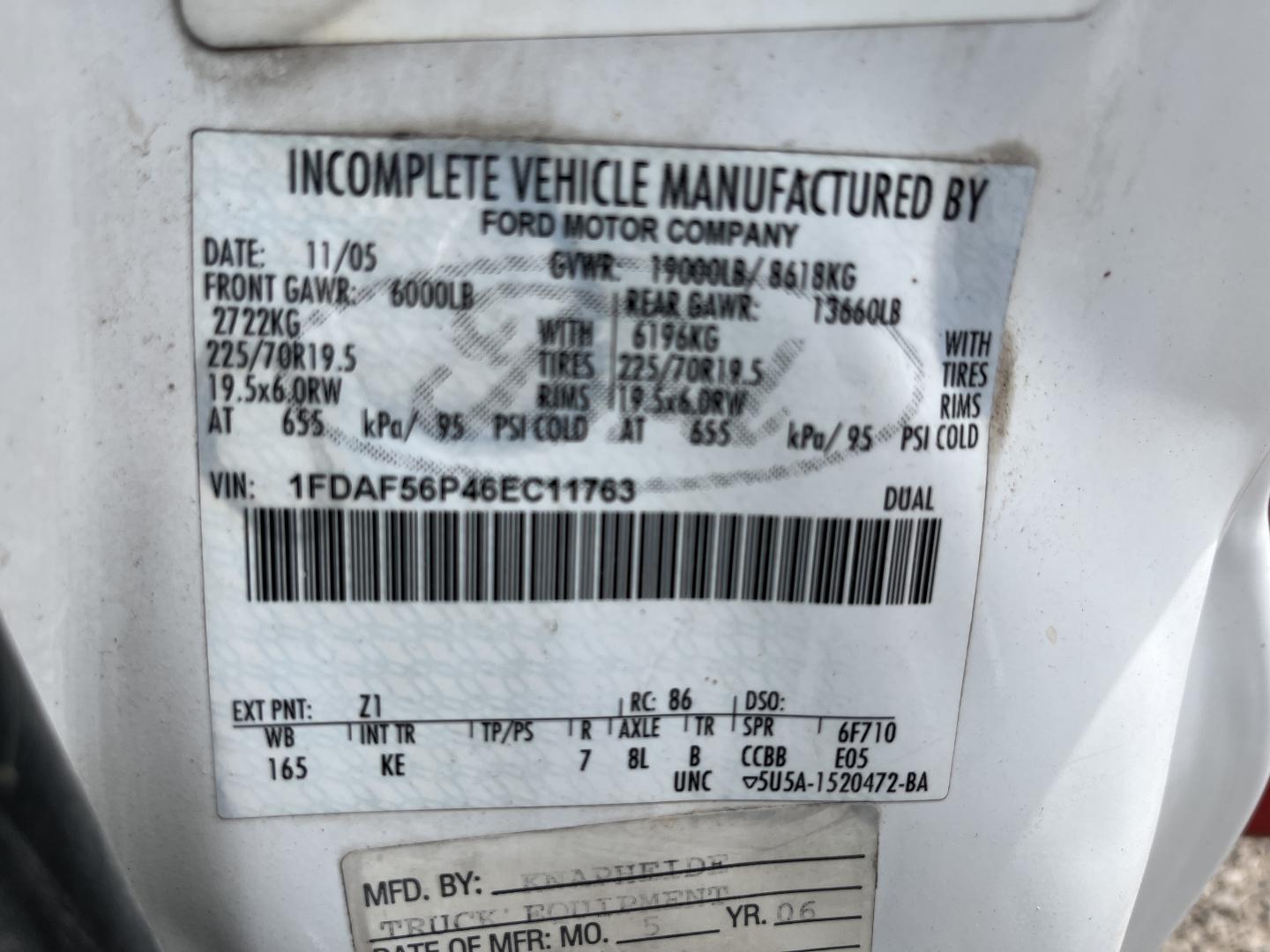 imagenes/INVOICE/2019/15763/CAMIONETA_DE_SERVICIO_FORD_F550_18.JPG