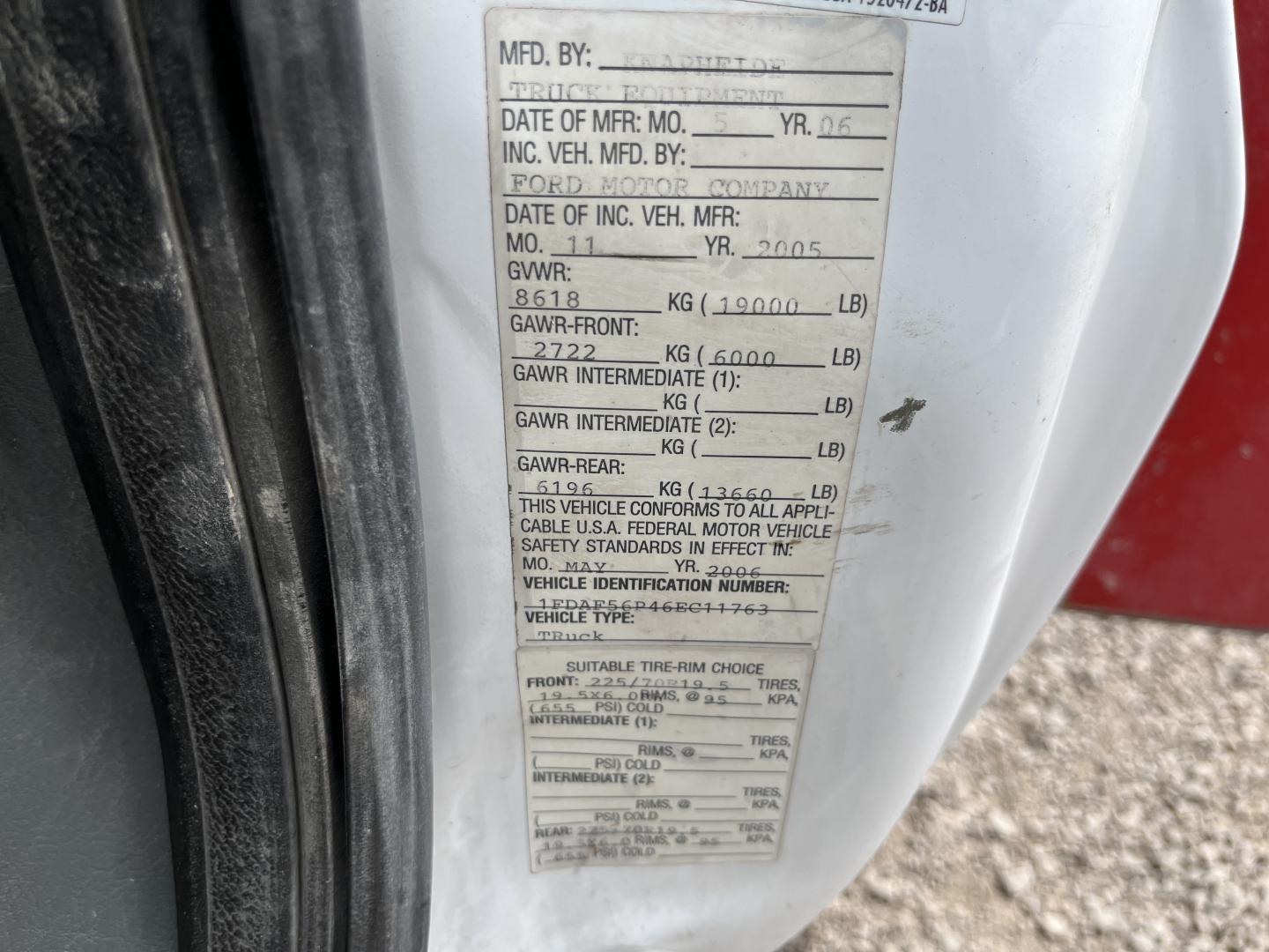 imagenes/INVOICE/2019/15763/CAMIONETA_DE_SERVICIO_FORD_F550_19.JPG