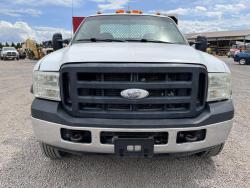 CAMIONETA DE SERVICIO FORD F550
