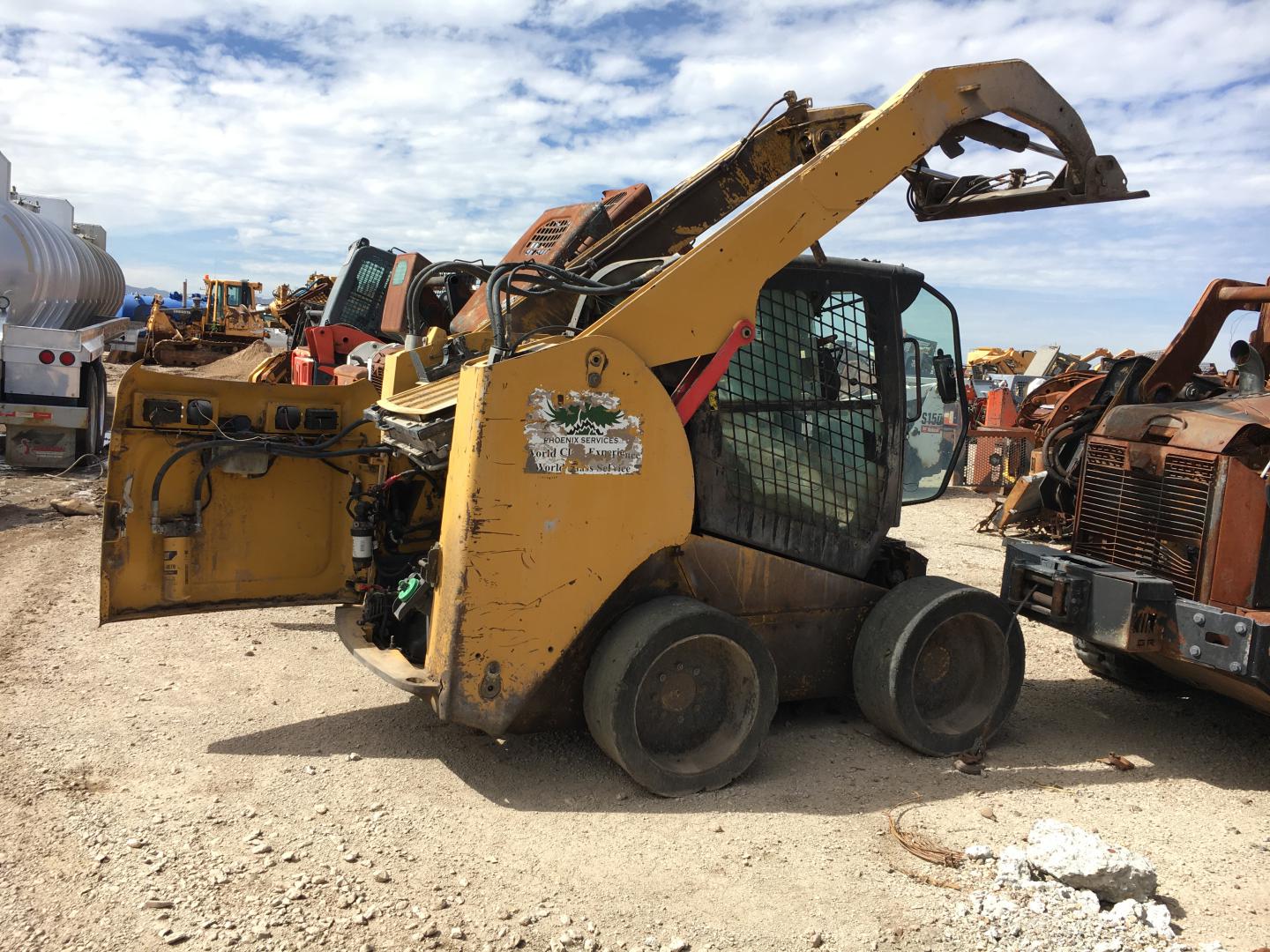 MINICARGADOR CATERPILLAR 246C - Venta de Maquinaria Wiebe
