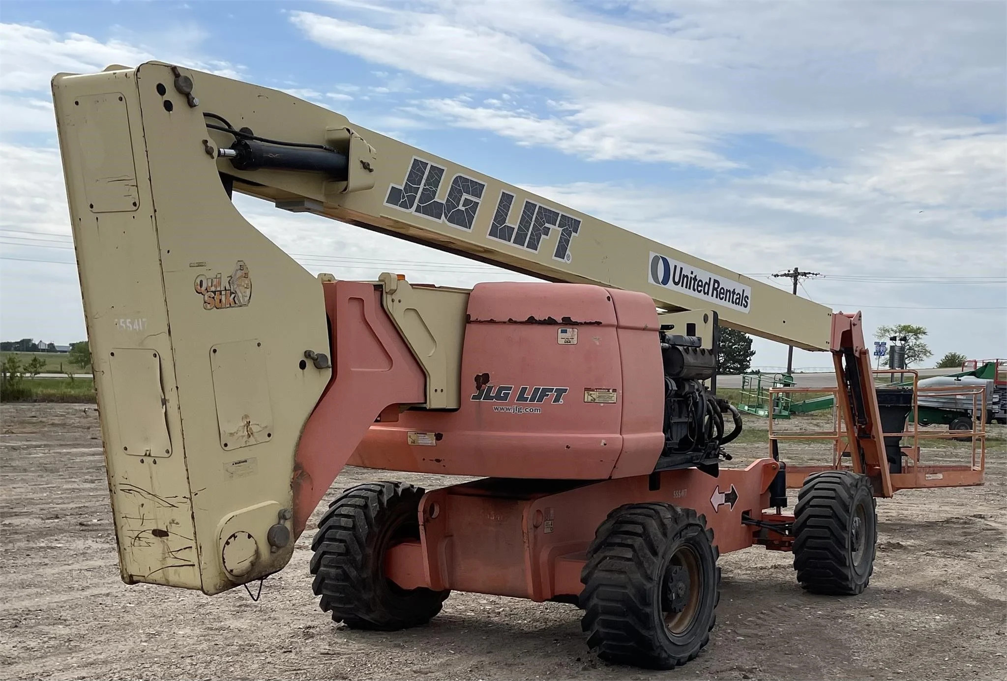 JLG 800AJ