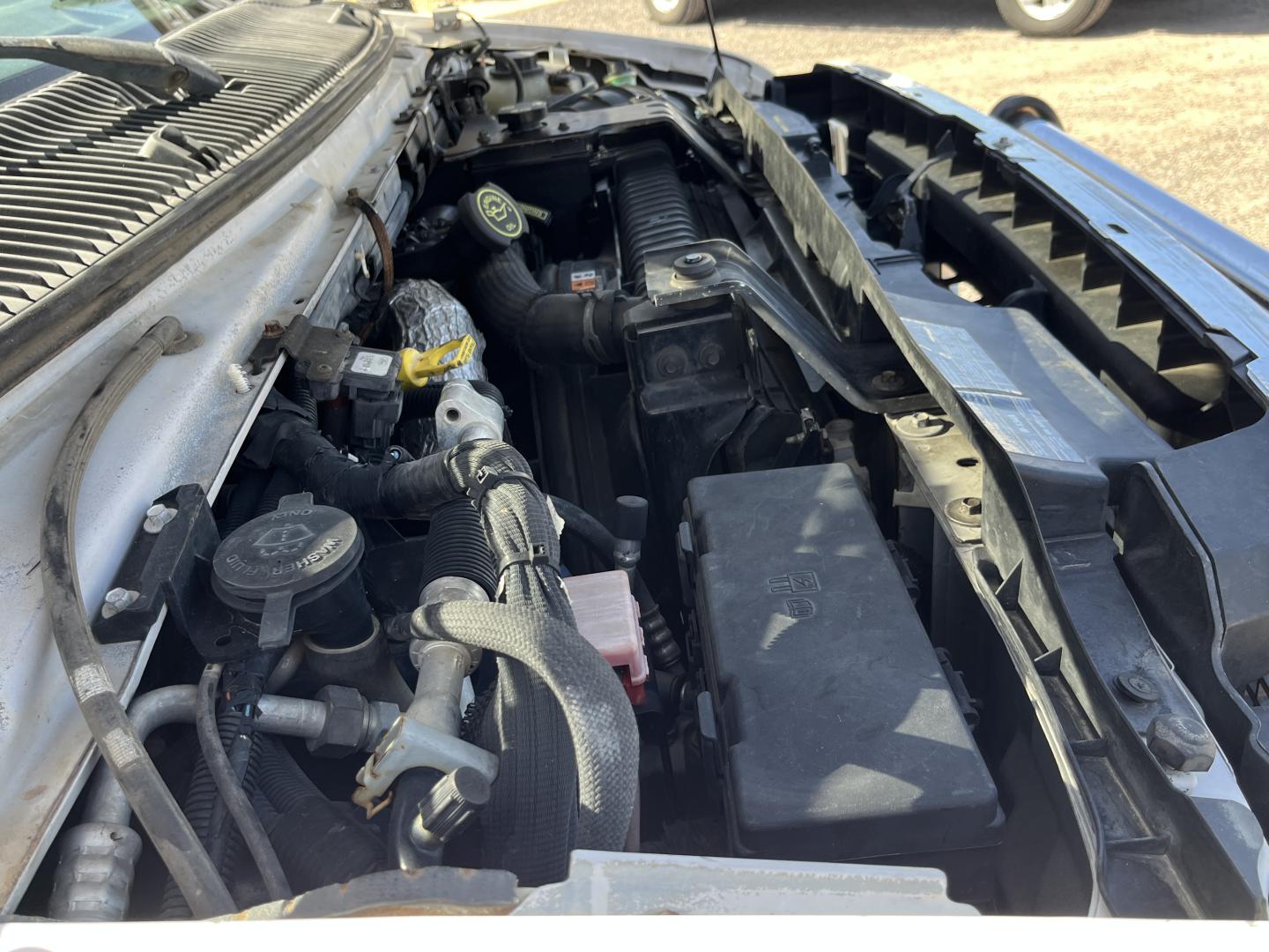 imagenes/INVOICE/2019/16366/Ambulancia_Ford_E-350__34.JPG