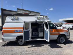 Ambulancia Ford E-350