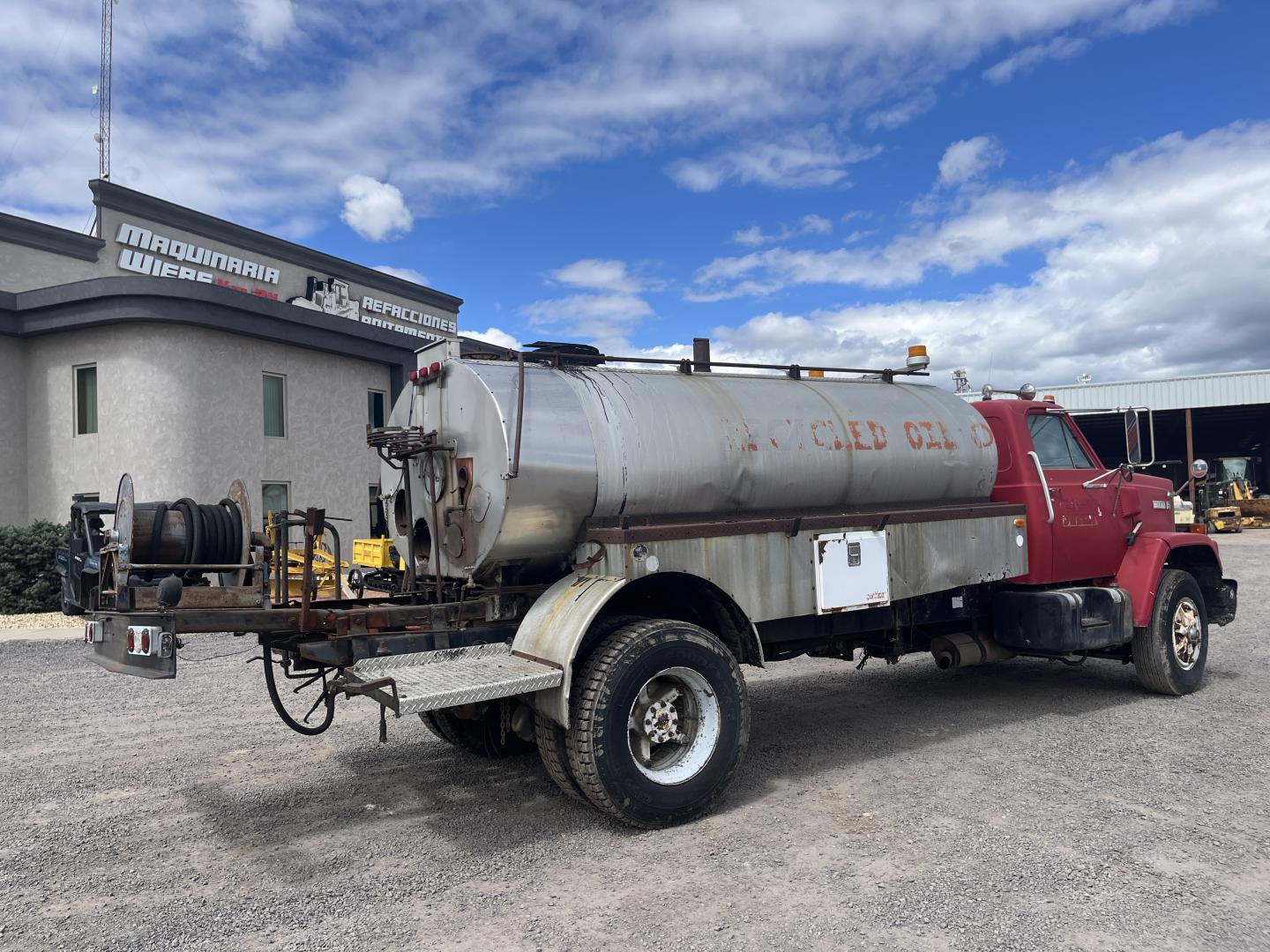 imagenes/INVOICE/2019/16442/Camion_petrolizador_Etnyre_FX500_7.JPG