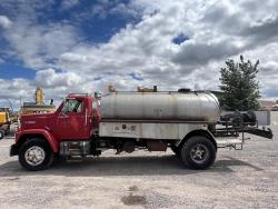 Camion petrolizador Etnyre FX500