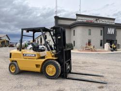 MONTACARGAS CATERPILLAR 80  A GAS 