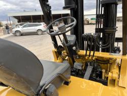 MONTACARGAS CATERPILLAR 80  A GAS 