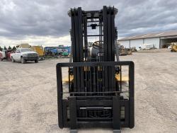 MONTACARGAS CATERPILLAR 80  A GAS 