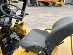 MONTACARGAS CATERPILLAR 80  A GAS 