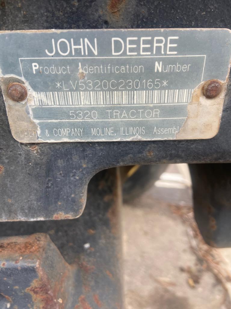 TRACTOR JOHN DEERE 5320