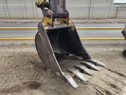 JOHN DEERE 240D