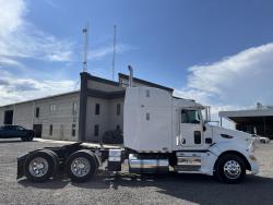 TRACTOCAMION PETERBILT 386