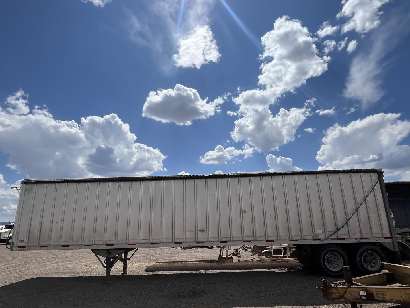 imagenes/INVOICE/2019/17254/CAJA_DE_PISO_MOVIL_CIMC_TRAILERS_2.JPG