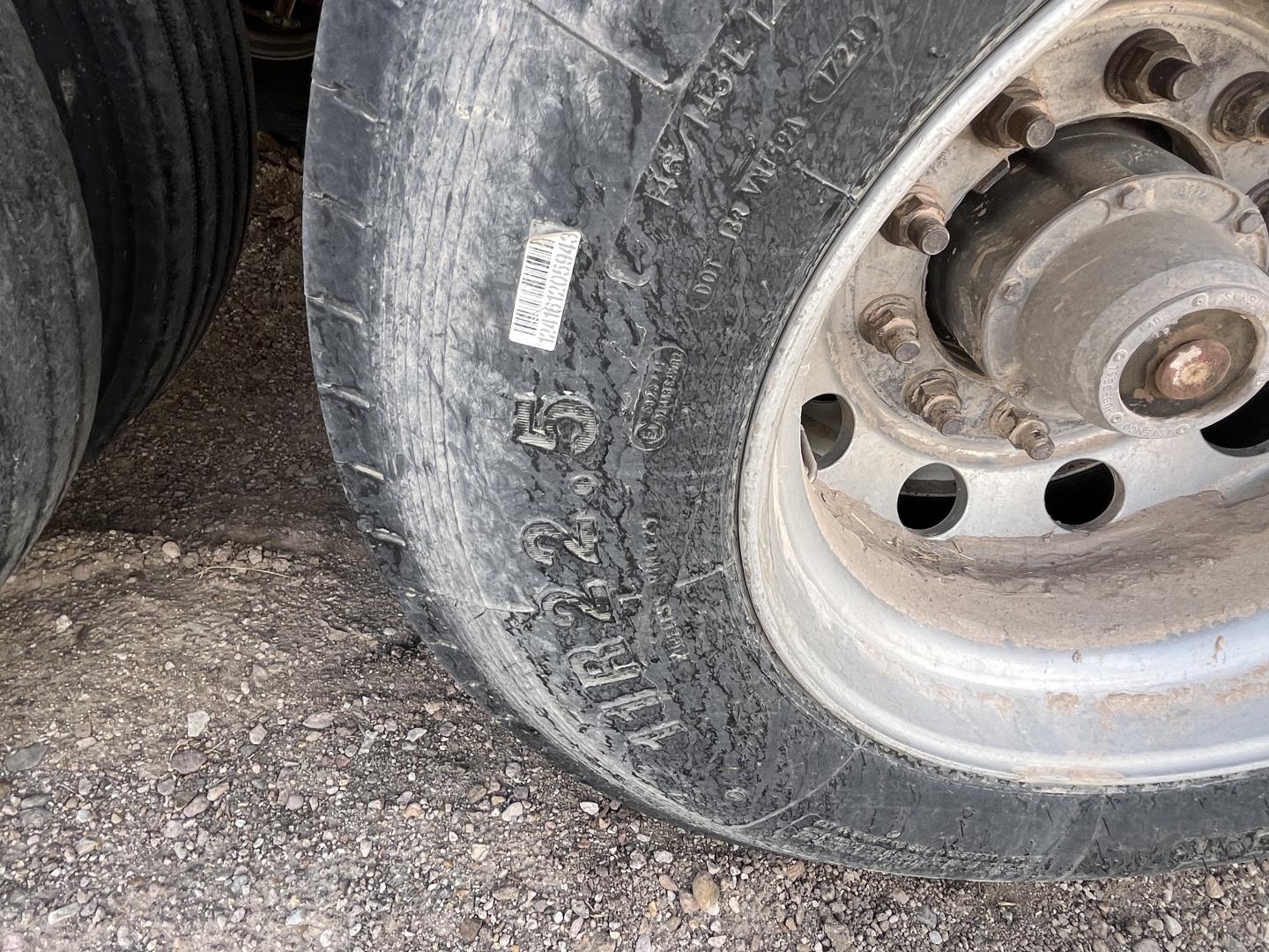 imagenes/INVOICE/2019/17254/CAJA_DE_PISO_MOVIL_CIMC_TRAILERS_4.JPG