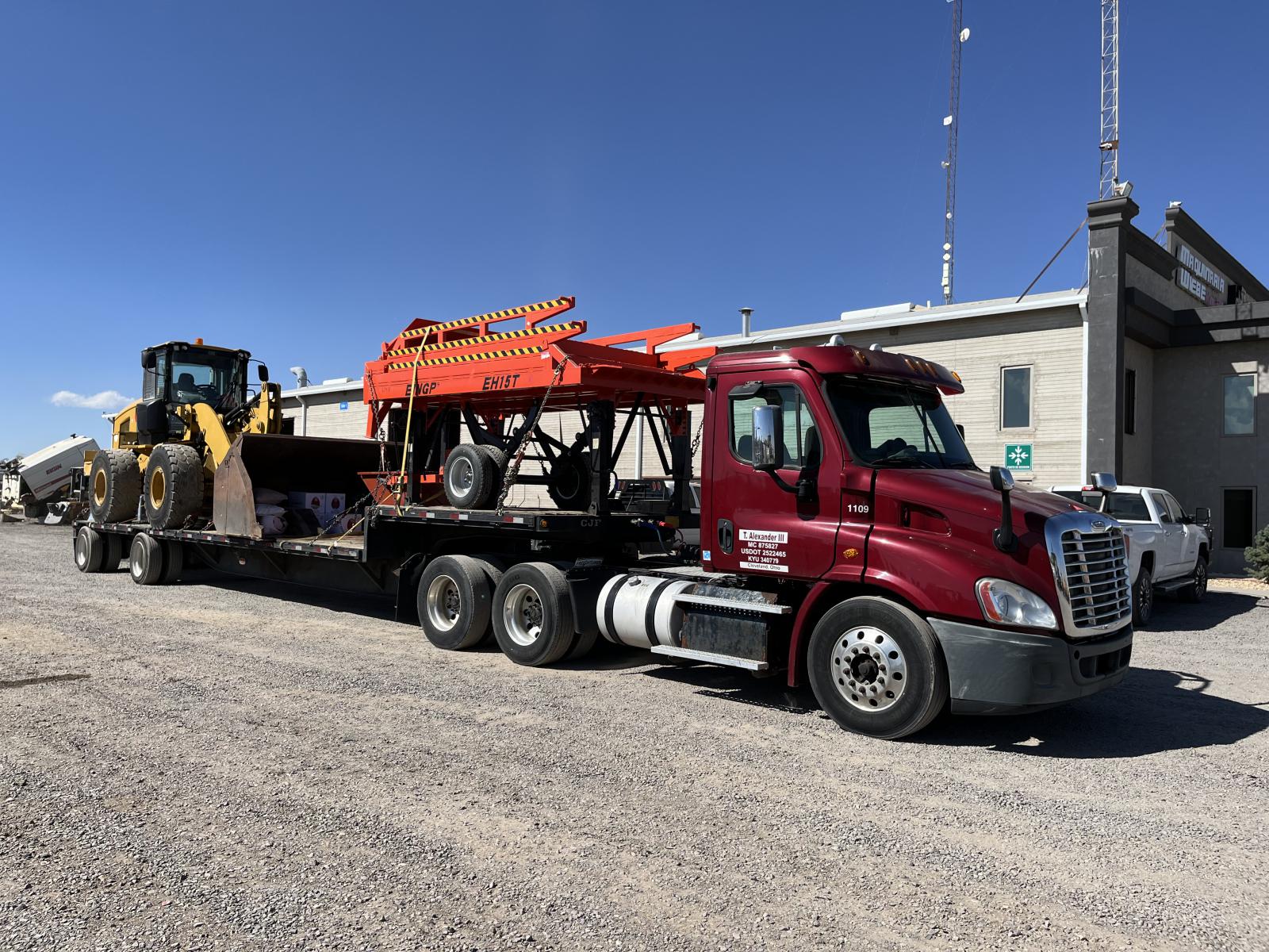 TRACTOCAMION FREIGHTLINER CASCADIA 113 6X4