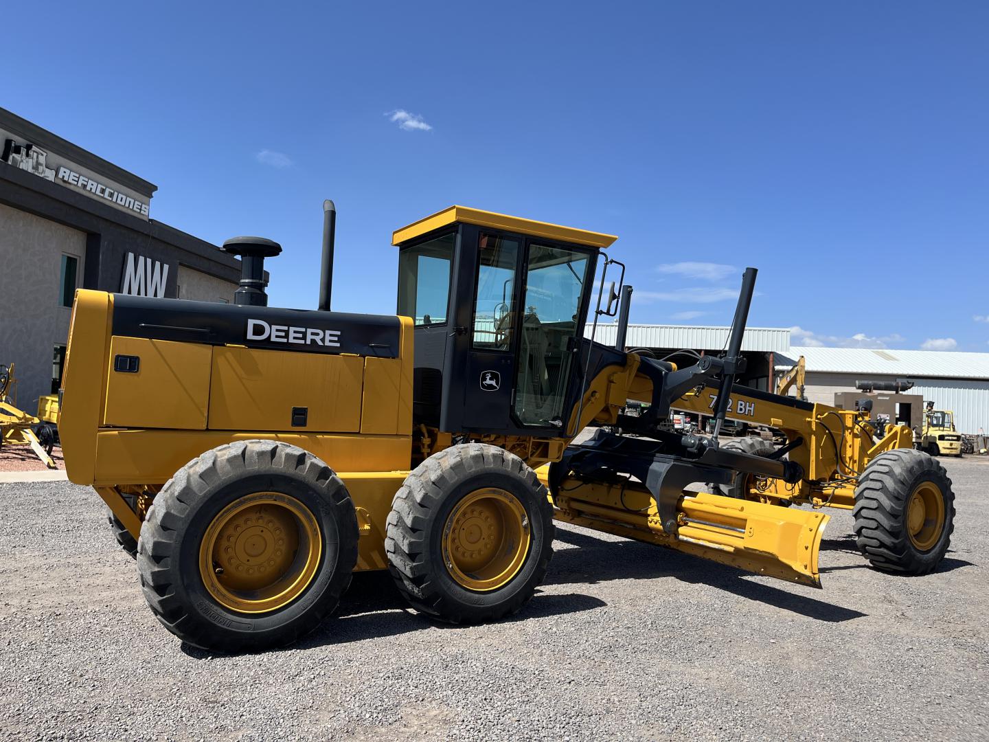 imagenes/INVOICE/2019/17644/Motoconformadora_John_Deere_772BH_58.JPG