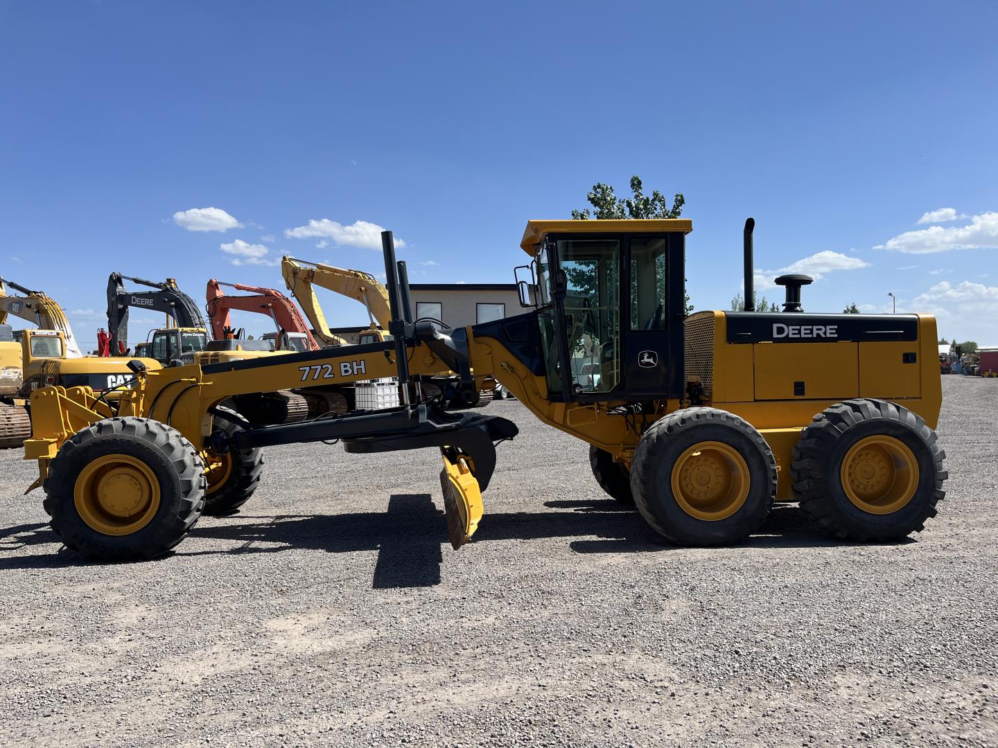 imagenes/INVOICE/2019/17644/Motoconformadora_John_Deere_772BH_61.JPG