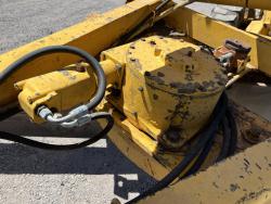 MOTOCONFORMADORA JOHN DEERE 772BH