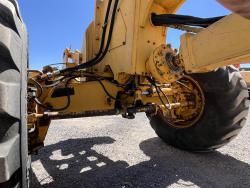 MOTOCONFORMADORA JOHN DEERE 772BH