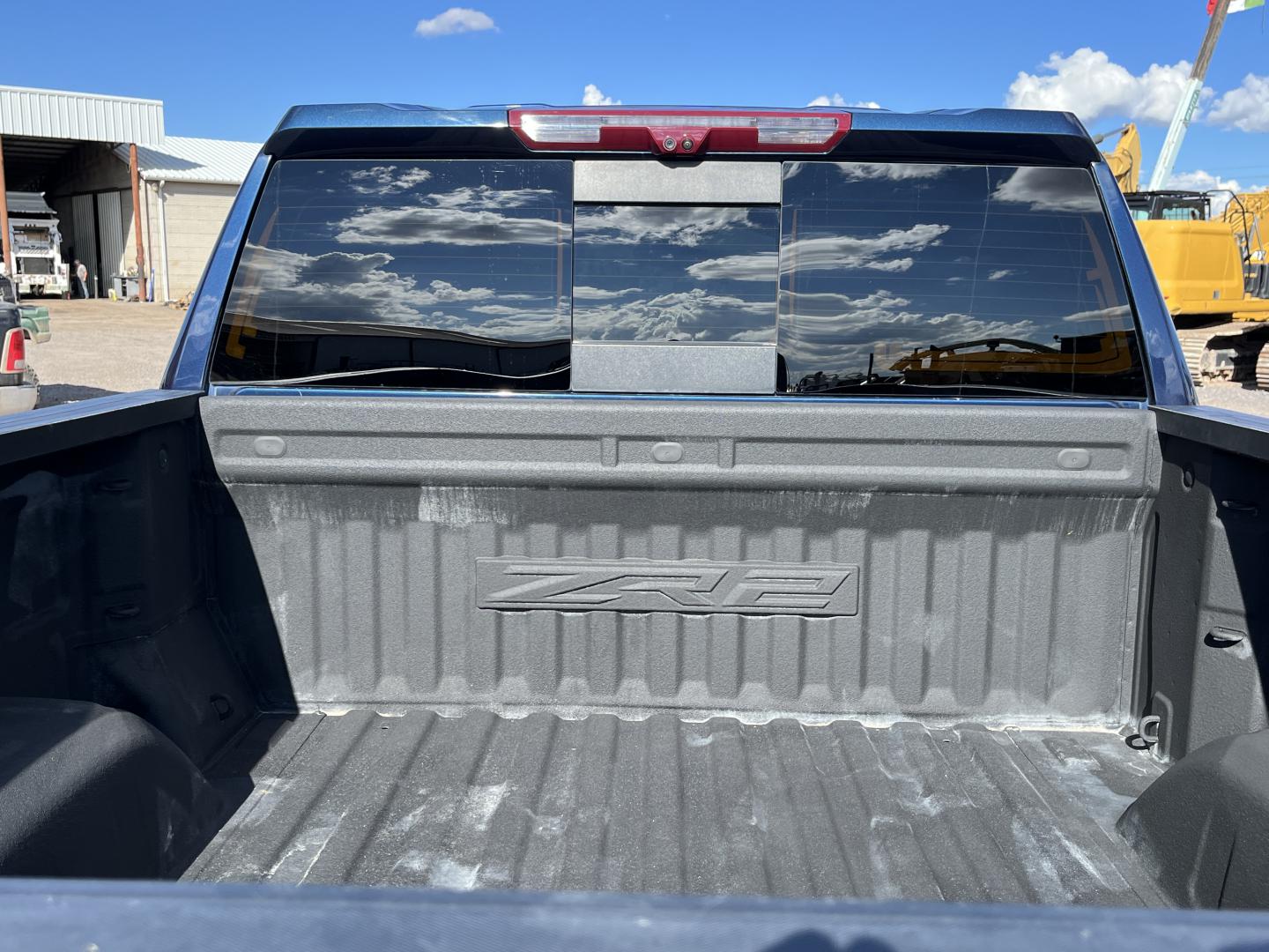 imagenes/INVOICE/2019/17788/Pickup__Chevrolet_cheyenne_ZR2_11.JPG