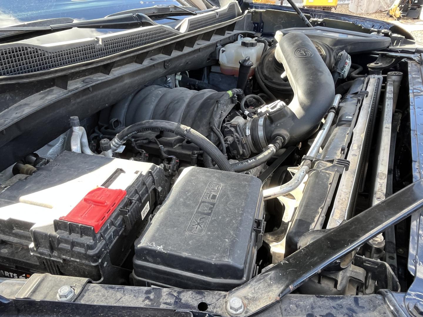 imagenes/INVOICE/2019/17788/Pickup__Chevrolet_cheyenne_ZR2_24.JPG