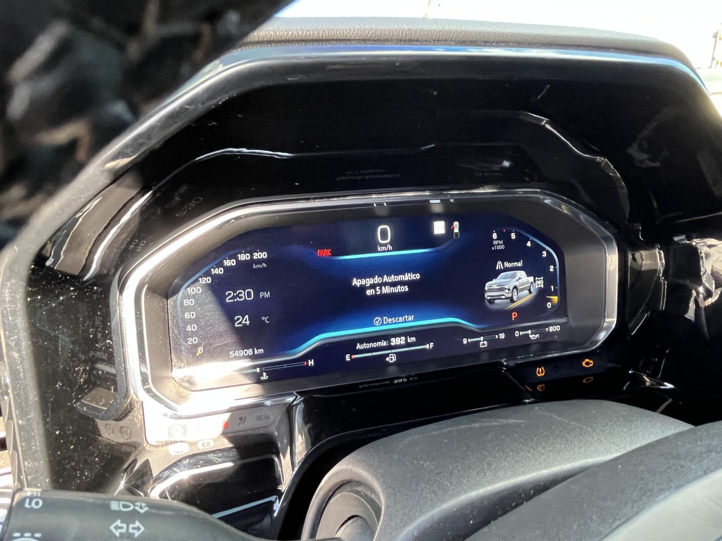 imagenes/INVOICE/2019/17788/Pickup__Chevrolet_cheyenne_ZR2_31.JPG