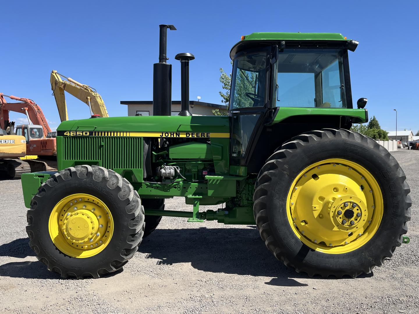 imagenes/INVOICE/2019/18129/TRACTOR_JOHN_DEERE_4850_46.JPG