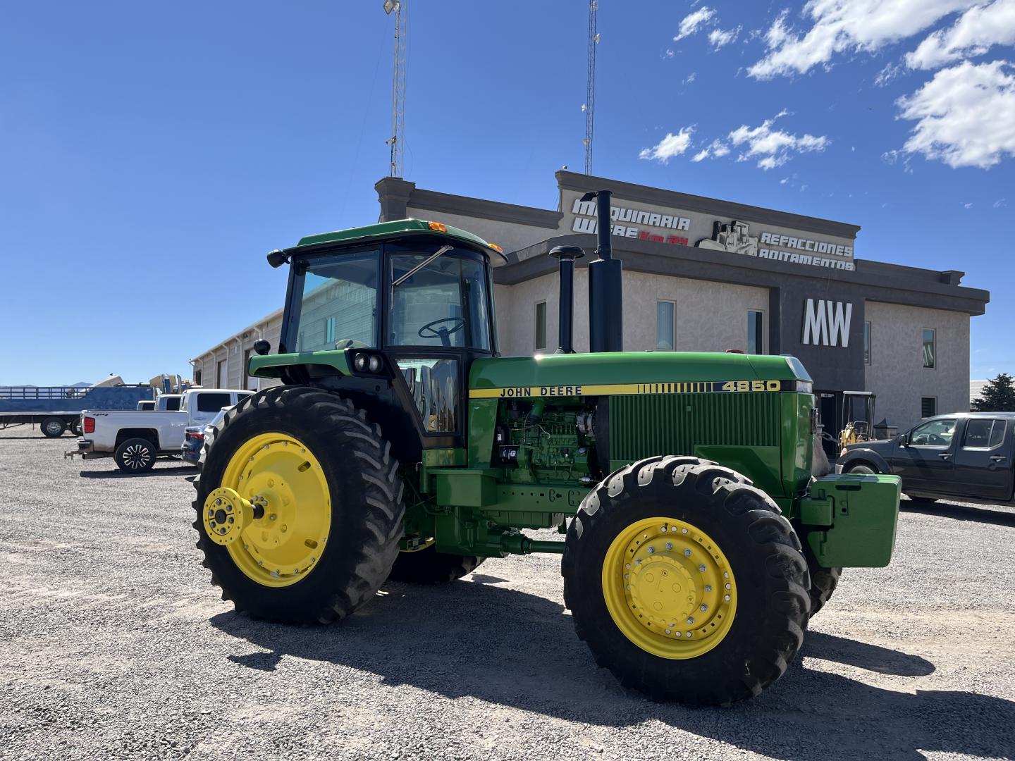 imagenes/INVOICE/2019/18129/TRACTOR_JOHN_DEERE_4850_7.JPG