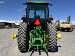 TRACTOR JOHN DEERE 4850
