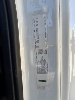 FREIGHTLINER CASCADIA 126