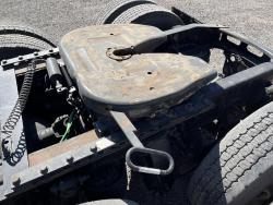 FREIGHTLINER CASCADIA 126