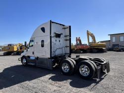 FREIGHTLINER CASCADIA 126
